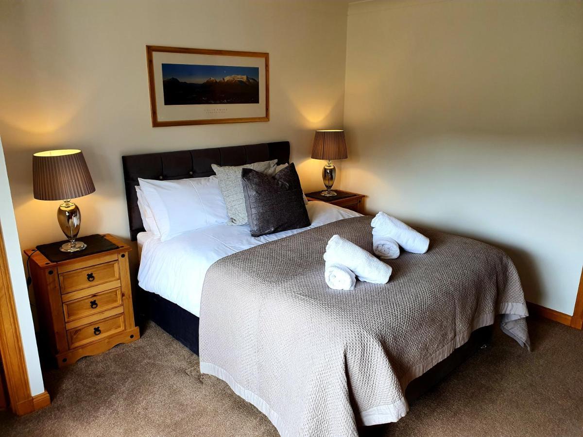 Tower Ridge House Bed and Breakfast Φορτ Γουίλιαμ Εξωτερικό φωτογραφία