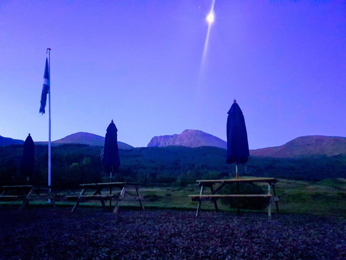 Tower Ridge House Bed and Breakfast Φορτ Γουίλιαμ Εξωτερικό φωτογραφία