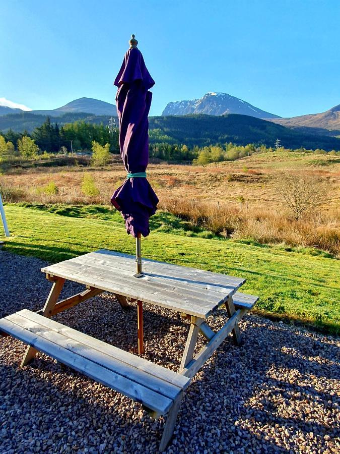 Tower Ridge House Bed and Breakfast Φορτ Γουίλιαμ Δωμάτιο φωτογραφία