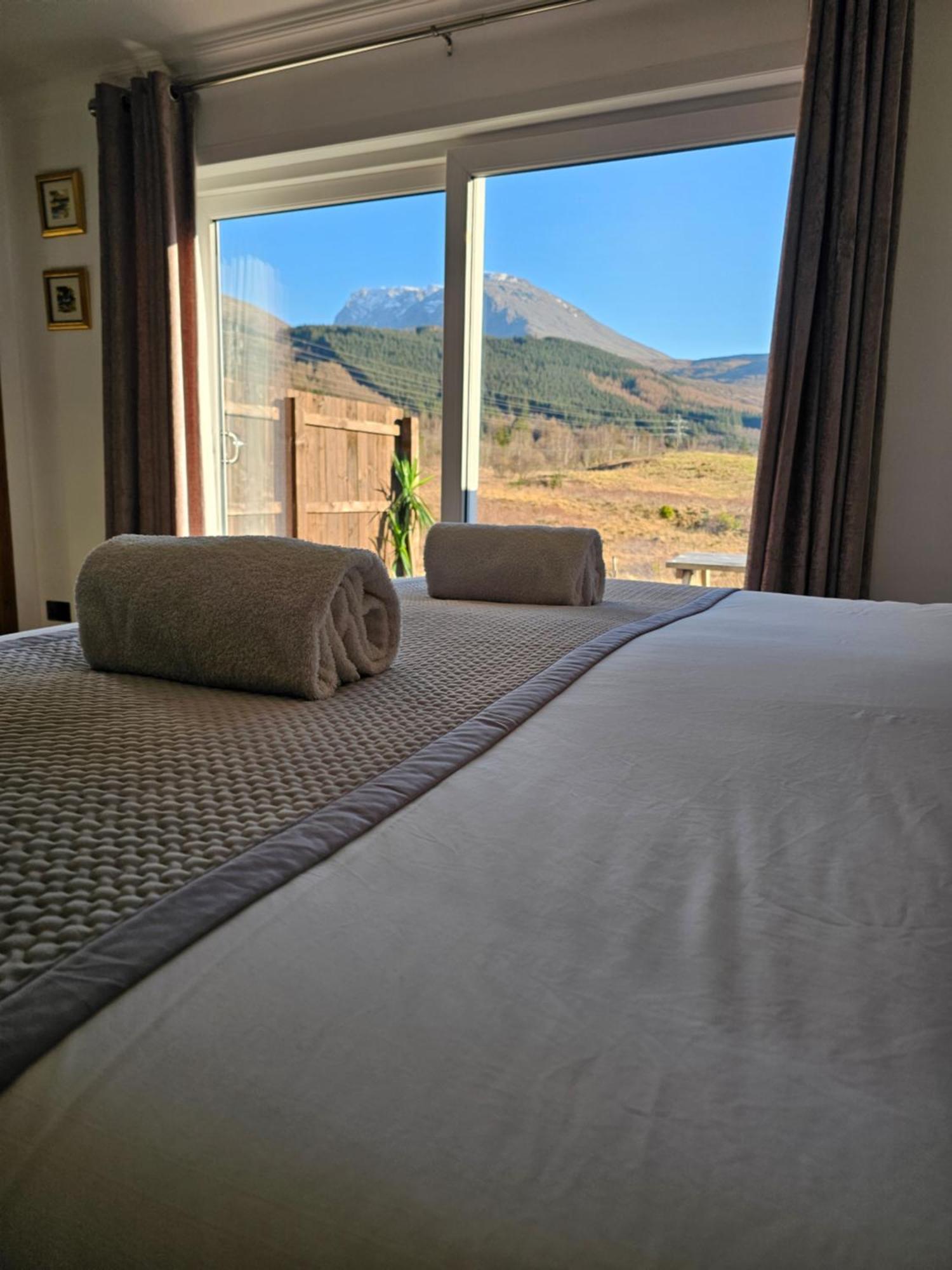 Tower Ridge House Bed and Breakfast Φορτ Γουίλιαμ Δωμάτιο φωτογραφία